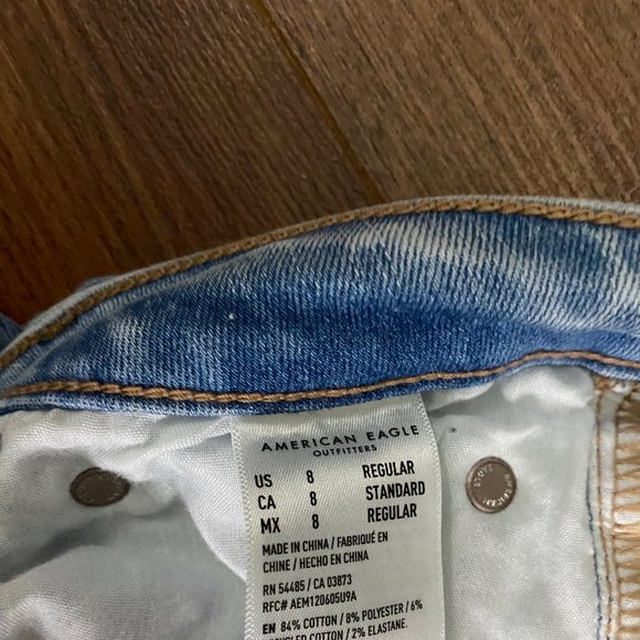 American Eagle Low-Rise Flare Size 8R - Picture 6 of 9